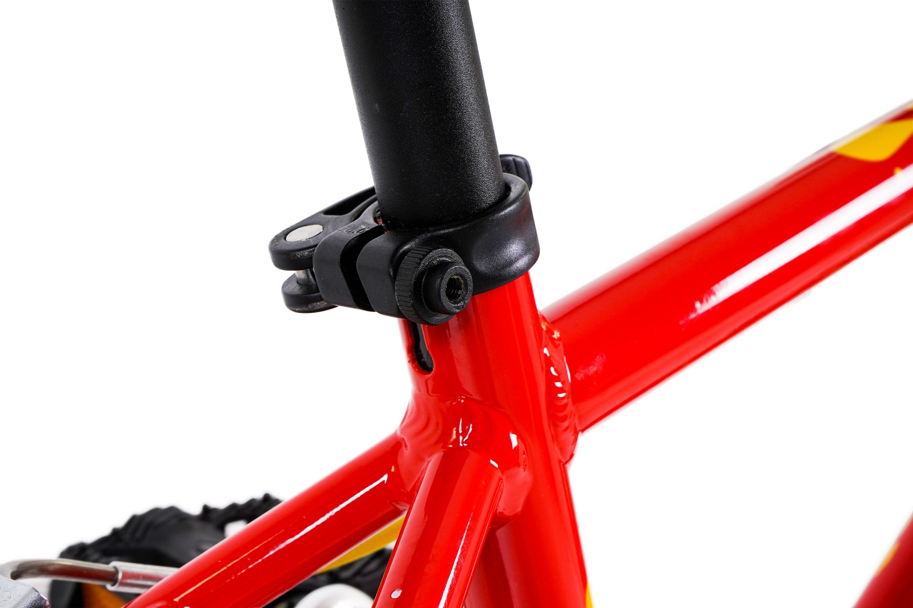 Squish16Red_6422W16_Studio_6422_Detail